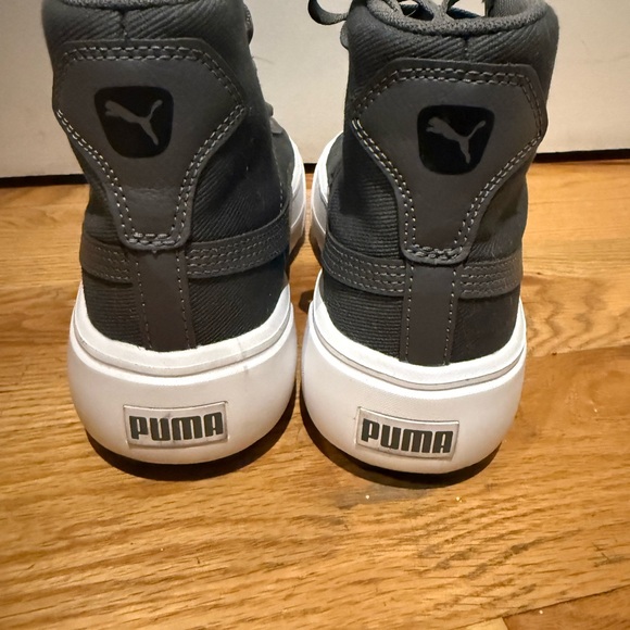 Puma Women’s Gray High-Top Sneakers - Picture 3 of 4